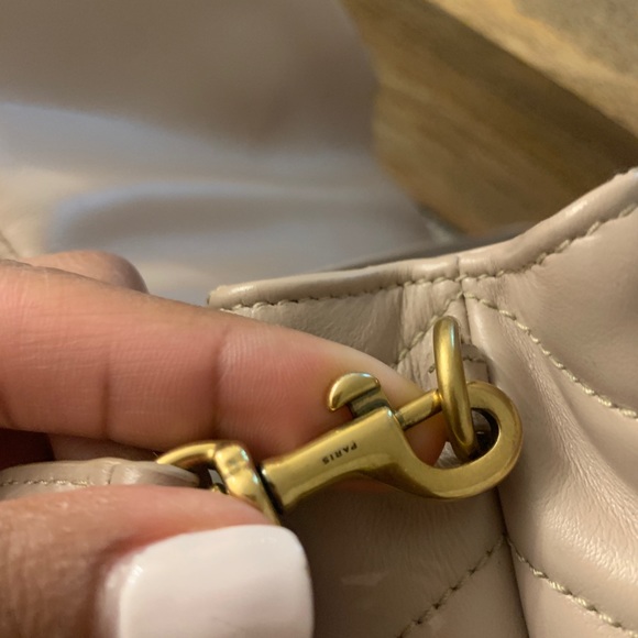 100% authentic YSL toy lou lou Handbag - Picture 6 of 11